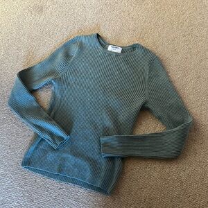 Old navy ribbed t shirt sweater medium petite